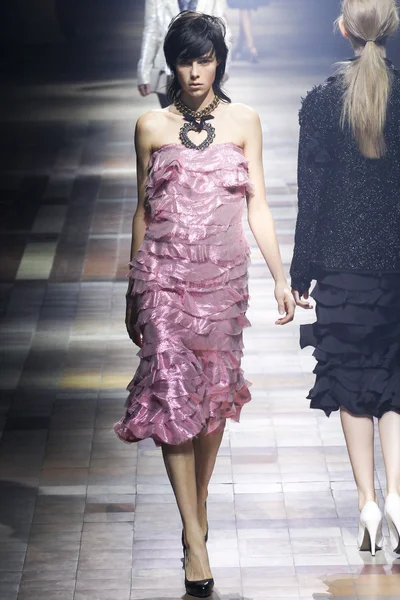 Look 38